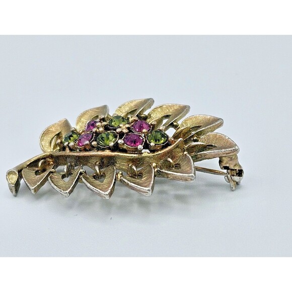 Elegant Estate Brooch Leaf Sprig Summer Pink Green Colorful Gold Tone Jewel Pin - Picture 7 of 9